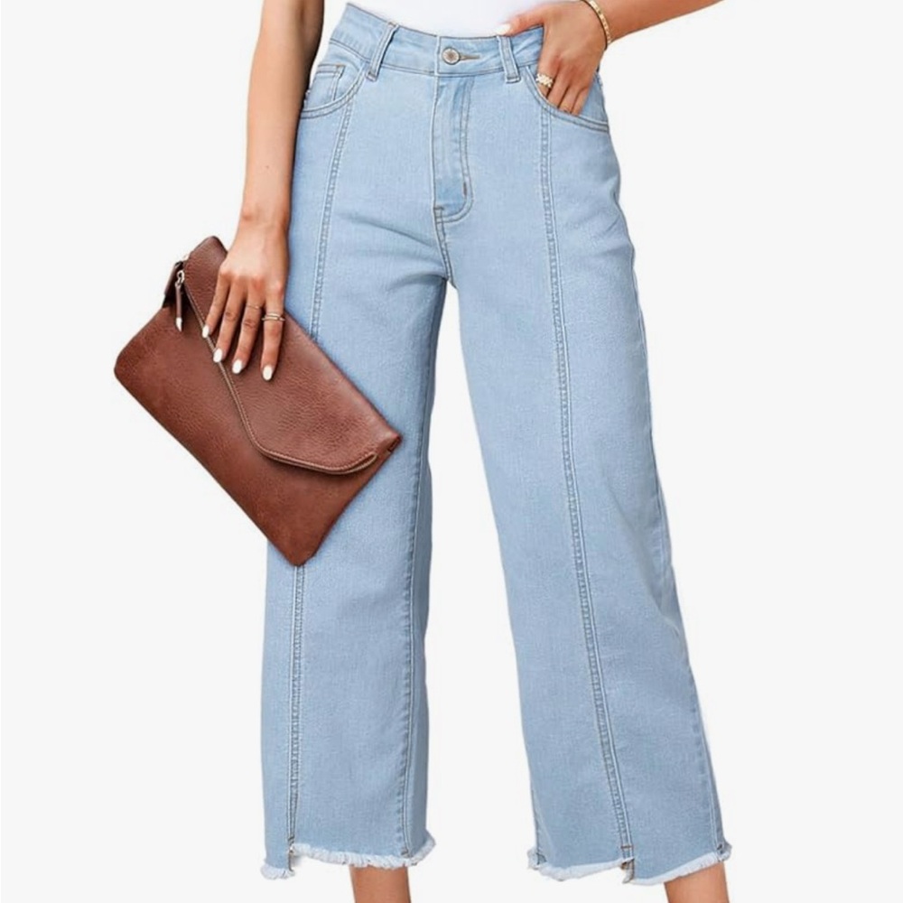 NEVER WORN Light Blue Women's Jeans